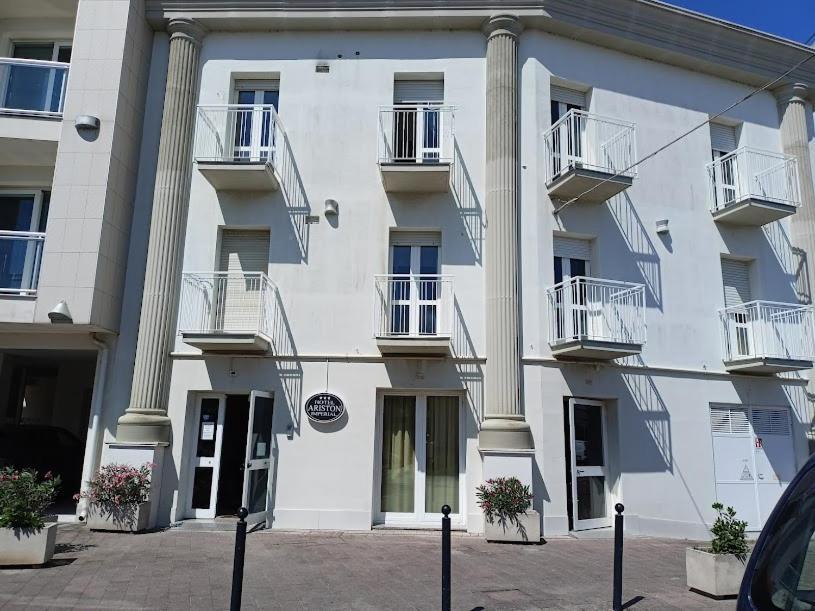 Hotel Ariston Imperial Porto Garibaldi Exterior photo