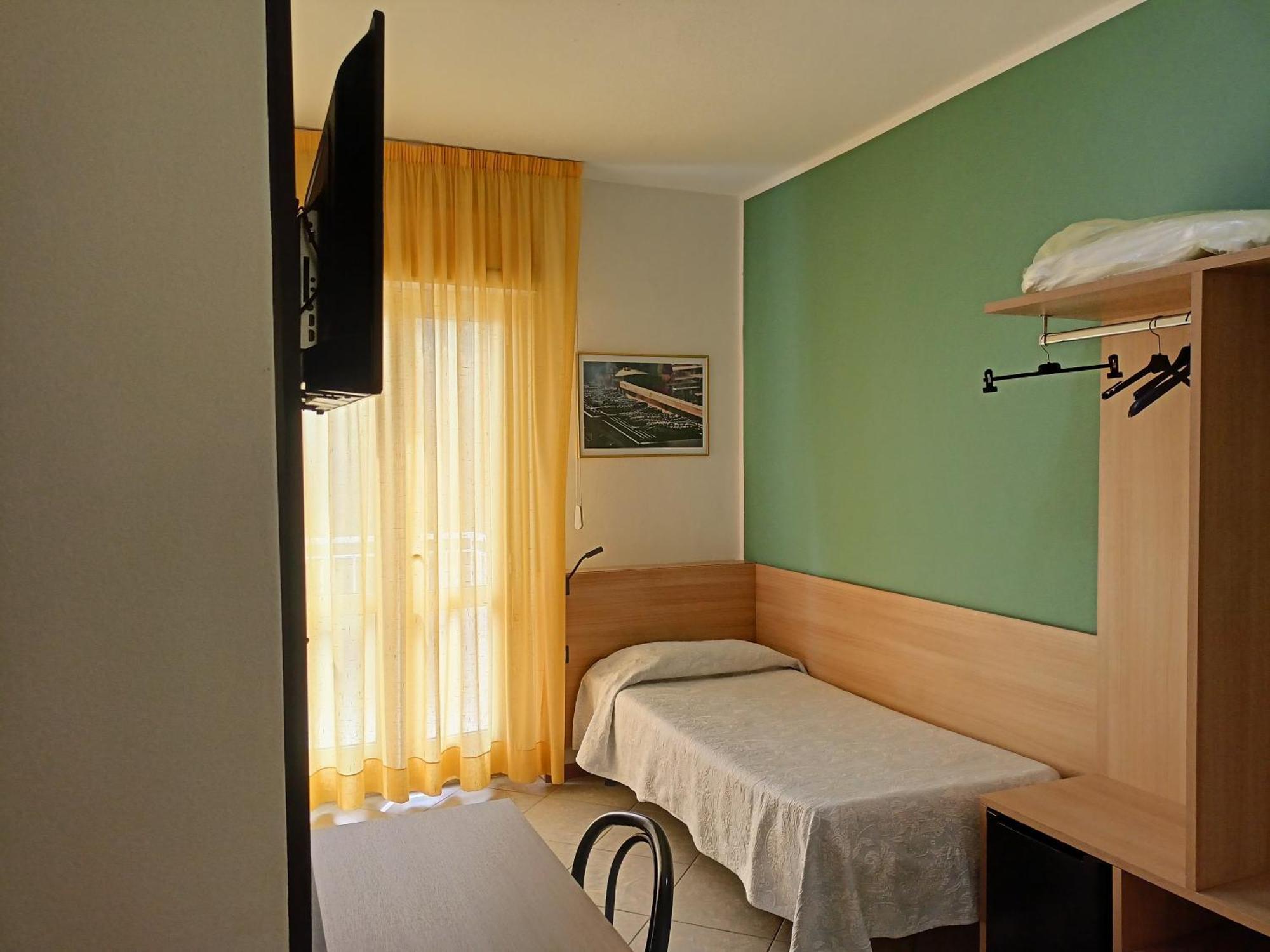 Hotel Ariston Imperial Porto Garibaldi Exterior photo