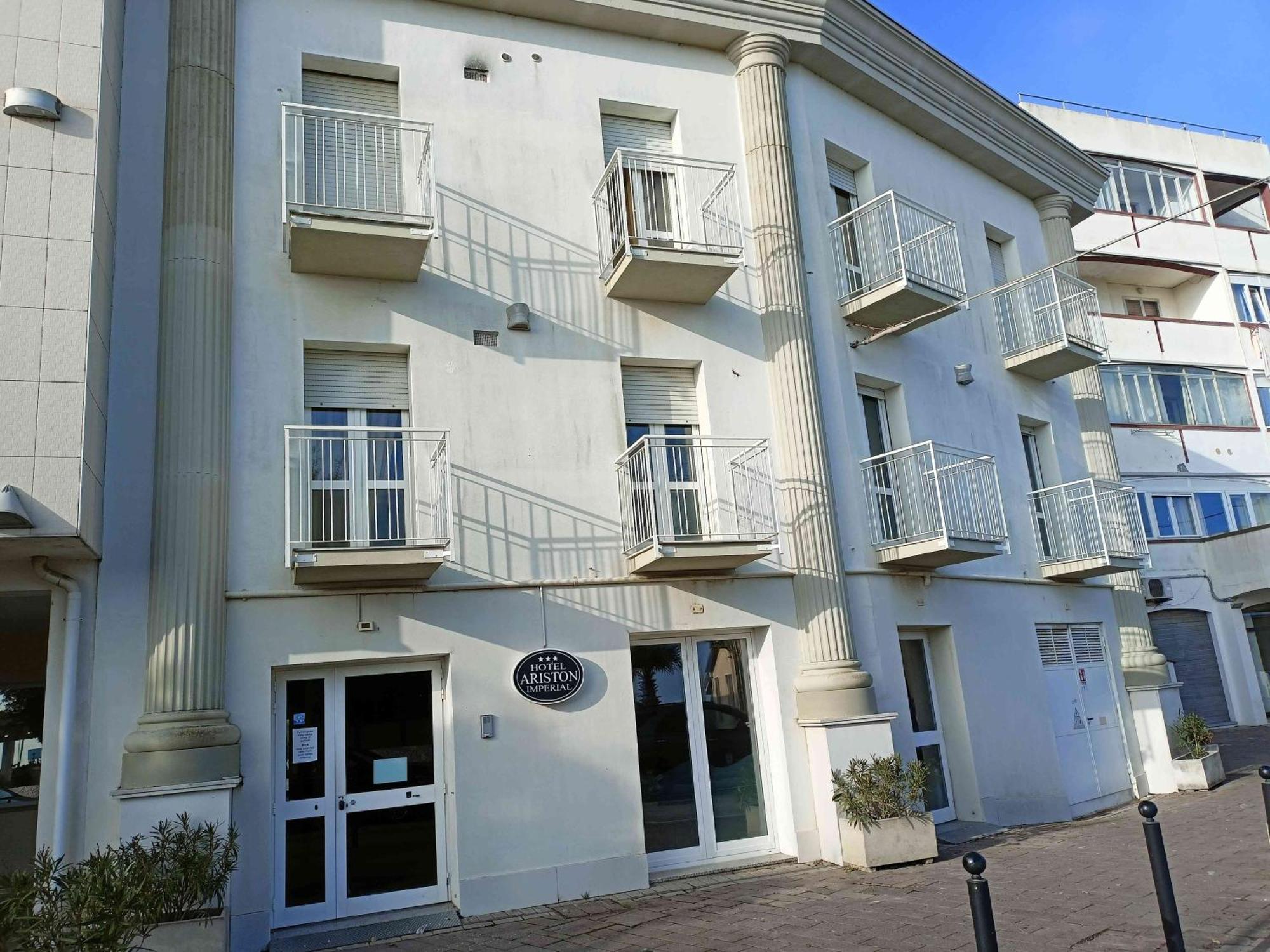 Hotel Ariston Imperial Porto Garibaldi Exterior photo